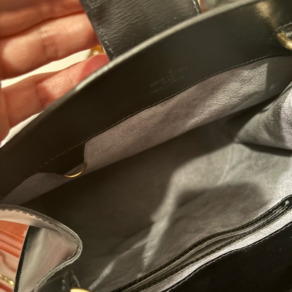 Louis Vuitton elegant black bucket bag - Picture 11 of 16